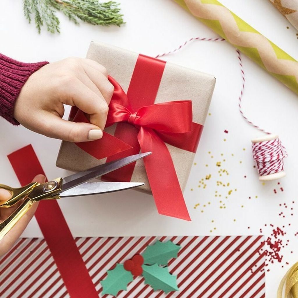 gift-wrapping-shutterstock_520227085.jpg