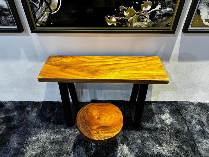 Console 1