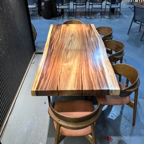 WhatsApp Image 2025-11-06 at 4.57.31 PM (1)