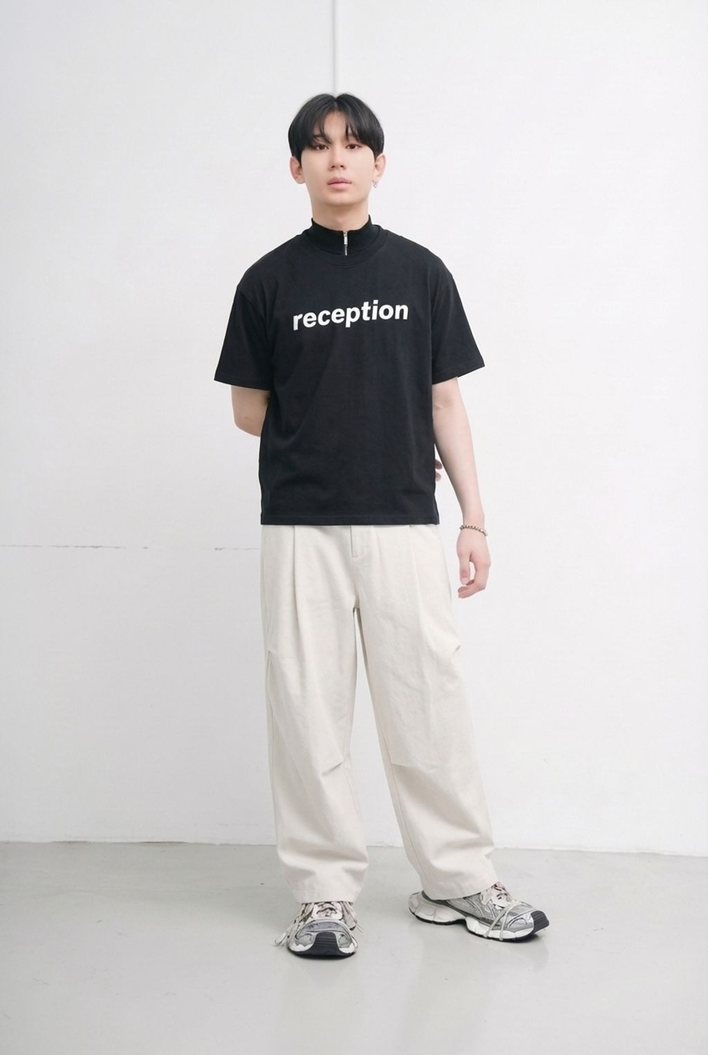 上衣顏色換成黑色2