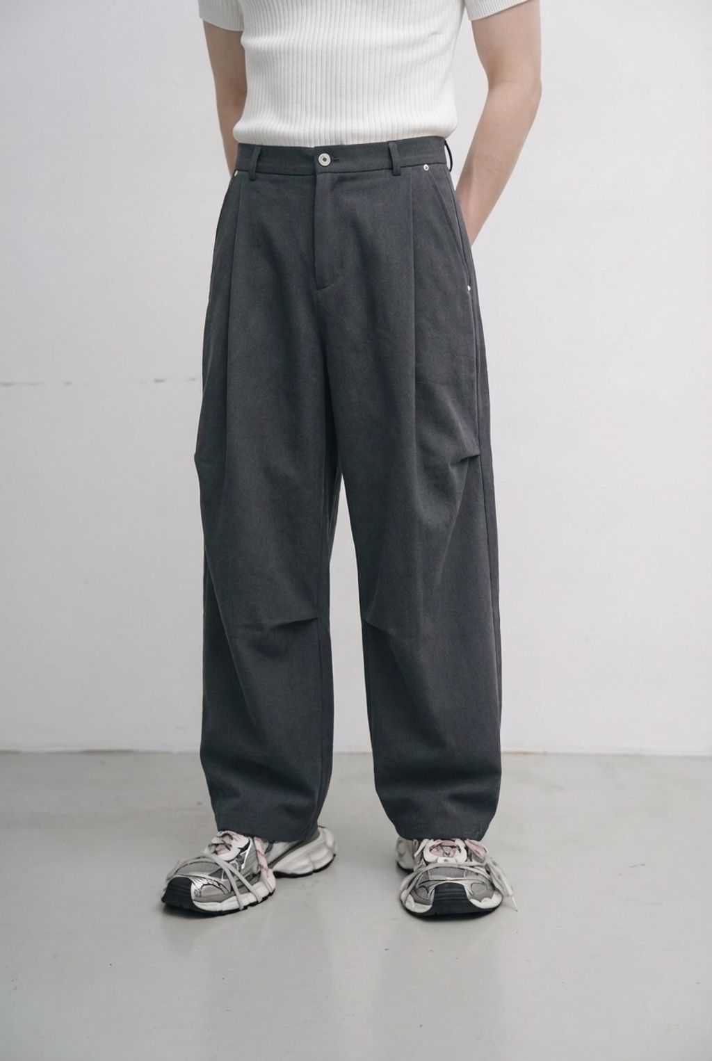 上衣顏色換成白色1