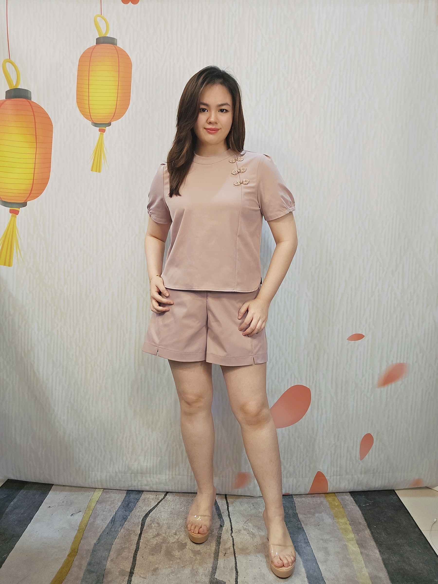 B612_20251029_205220_007_batch_10_1761753819004