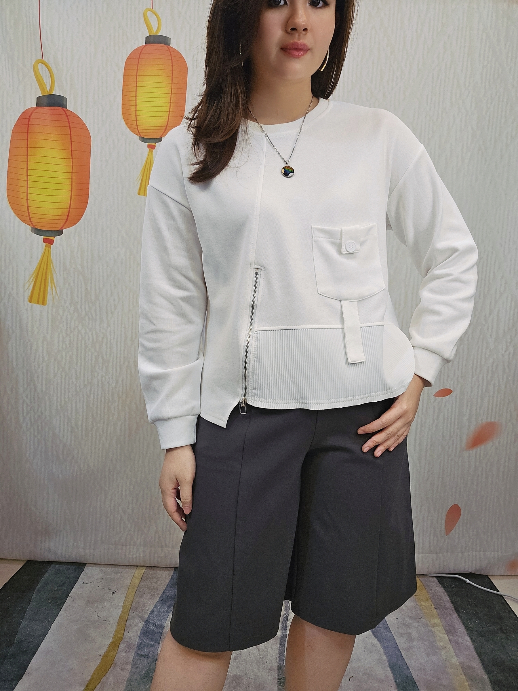 B612_20251105_164011_427_batch_1_1762354827933