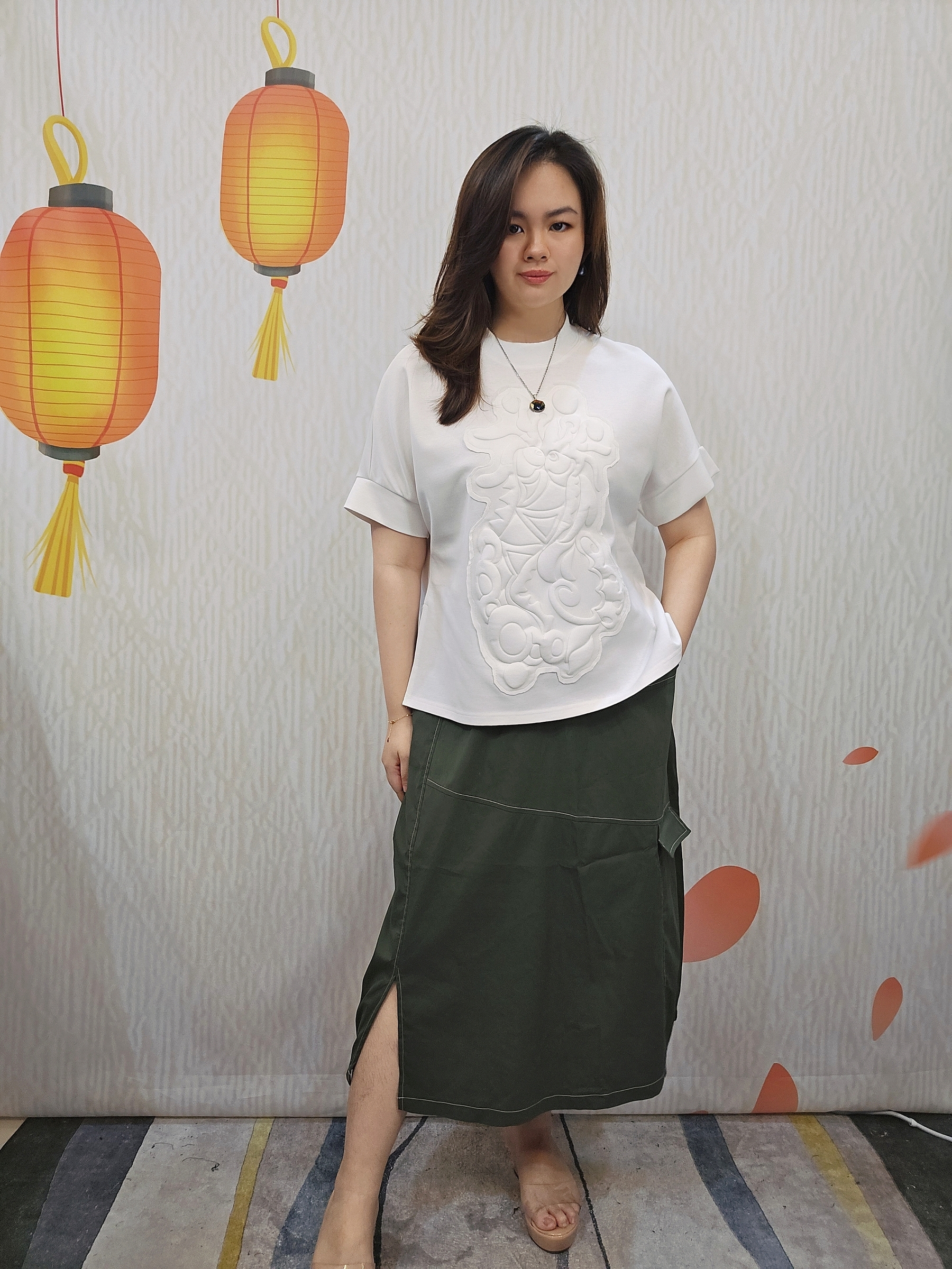 B612_20251107_182408_909_batch_7_1762522608393