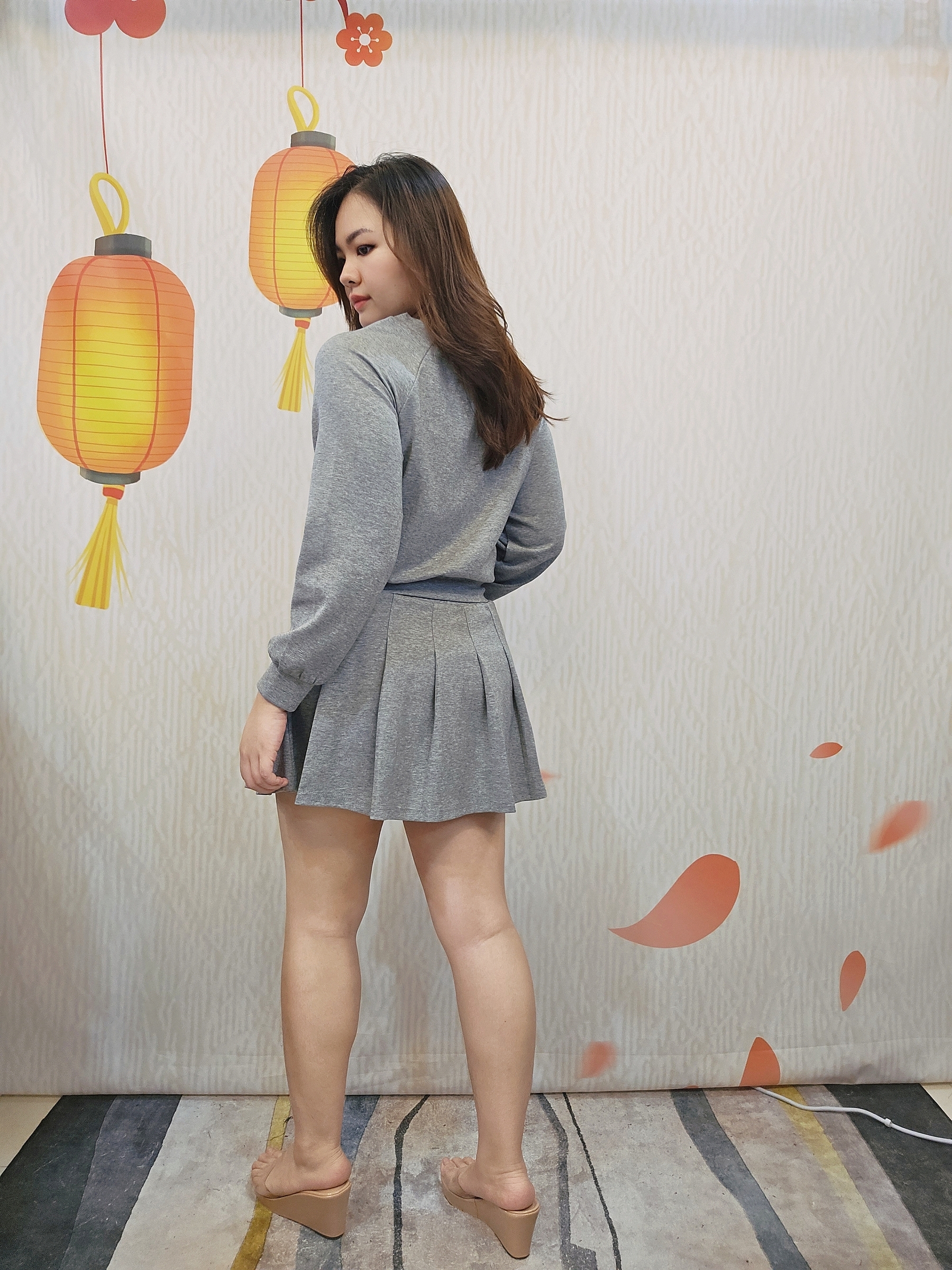 B612_20251115_162254_952_batch_11_1763217752591