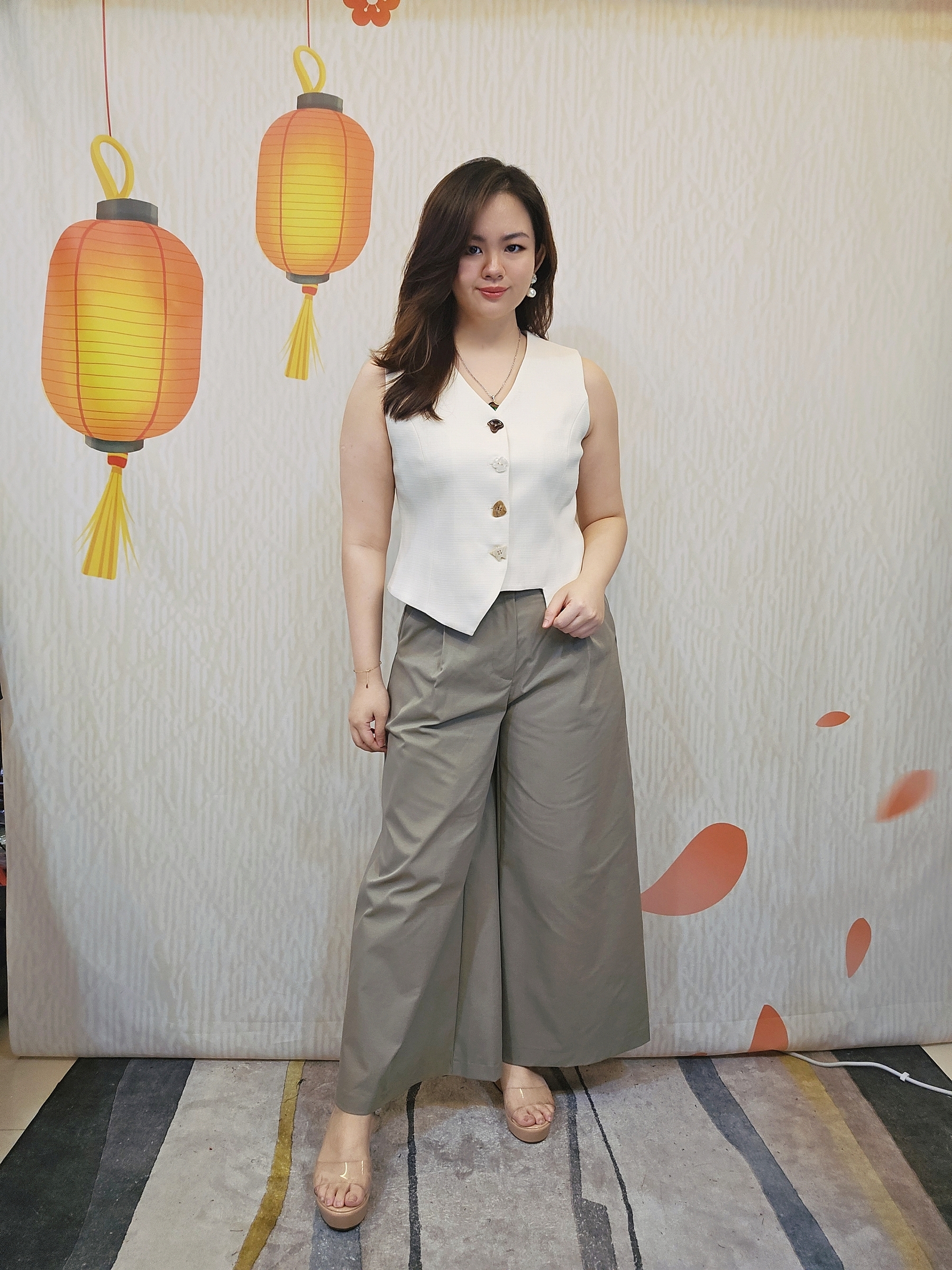 B612_20251119_174308_901_batch_9_1763565442893