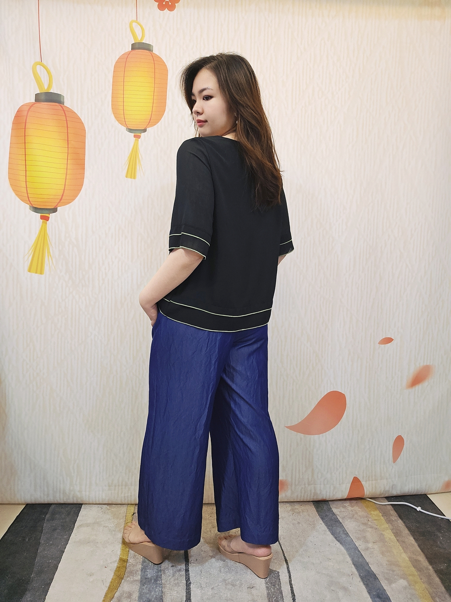 B612_20251119_155947_480_batch_12_1763650723528