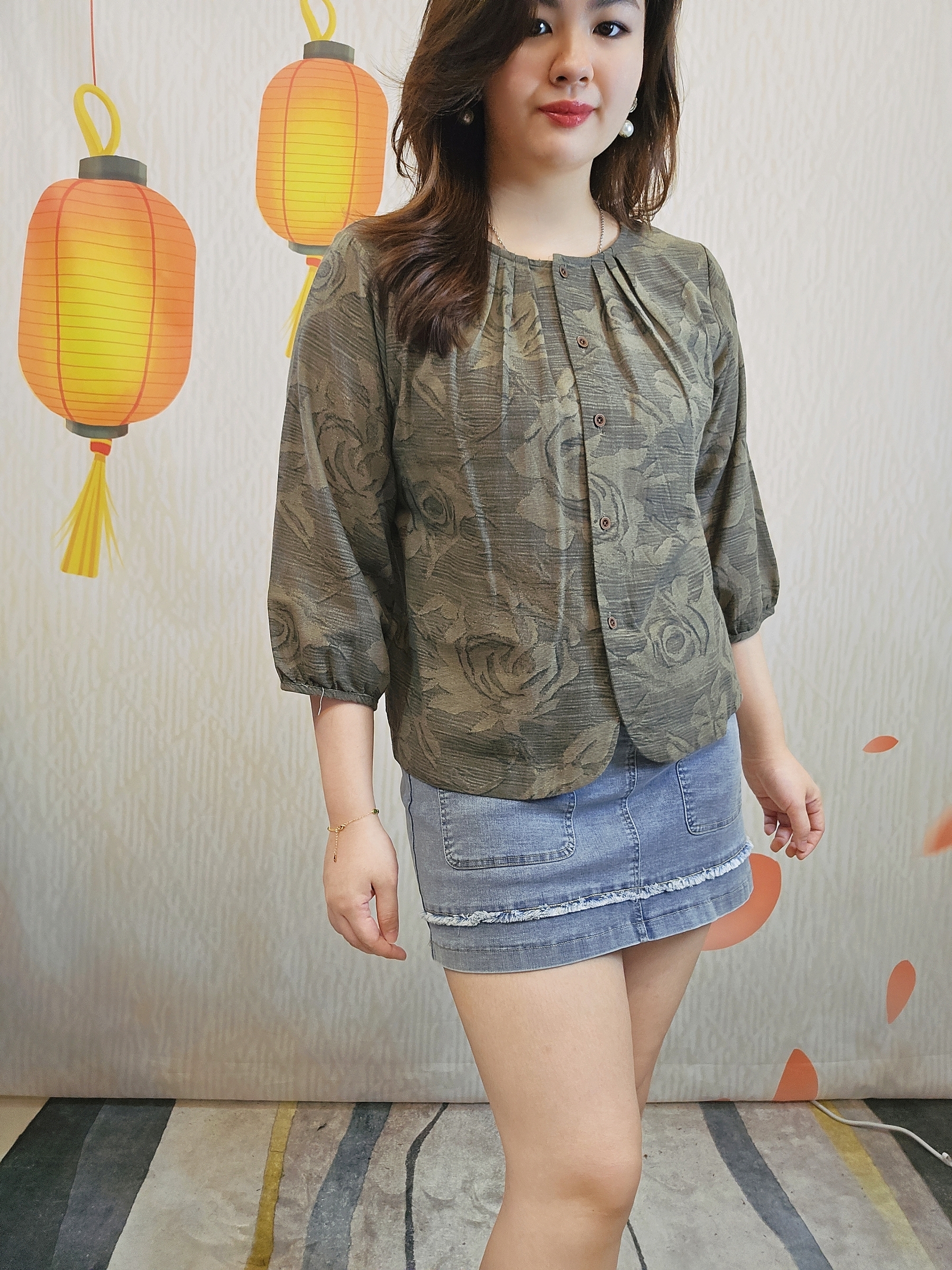 B612_20251125_200819_811_batch_5_1764081456367