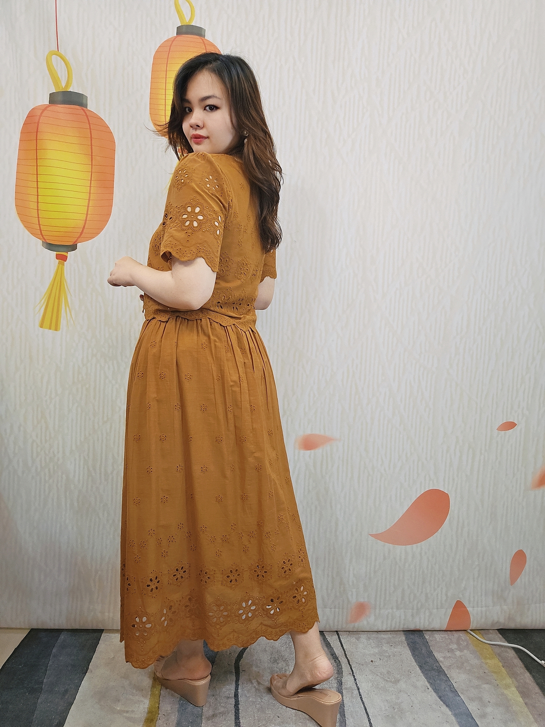 B612_20251125_210111_722_batch_1_1764084154214