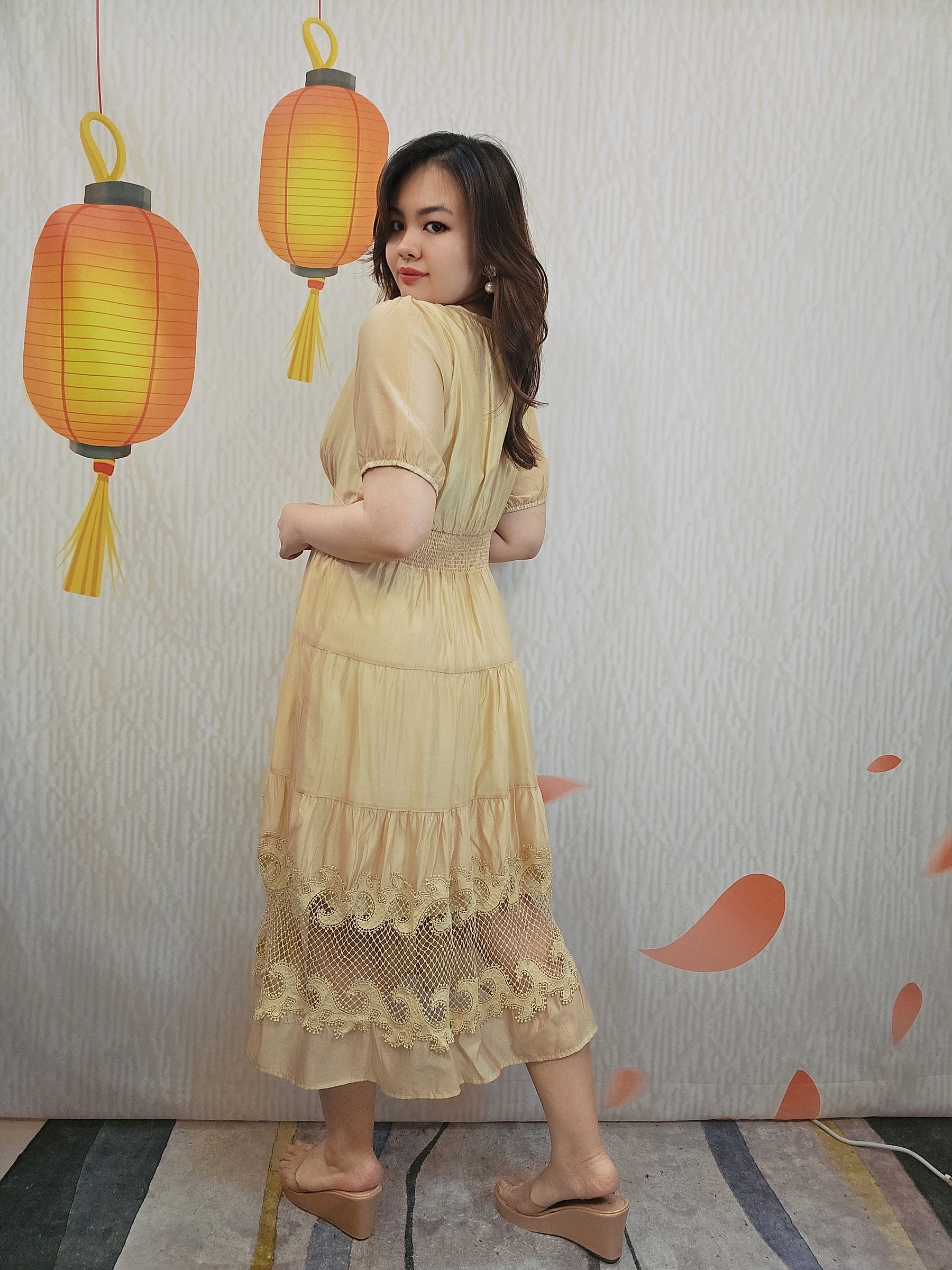 B612_20251125_213200_774_batch_1_1764087014351