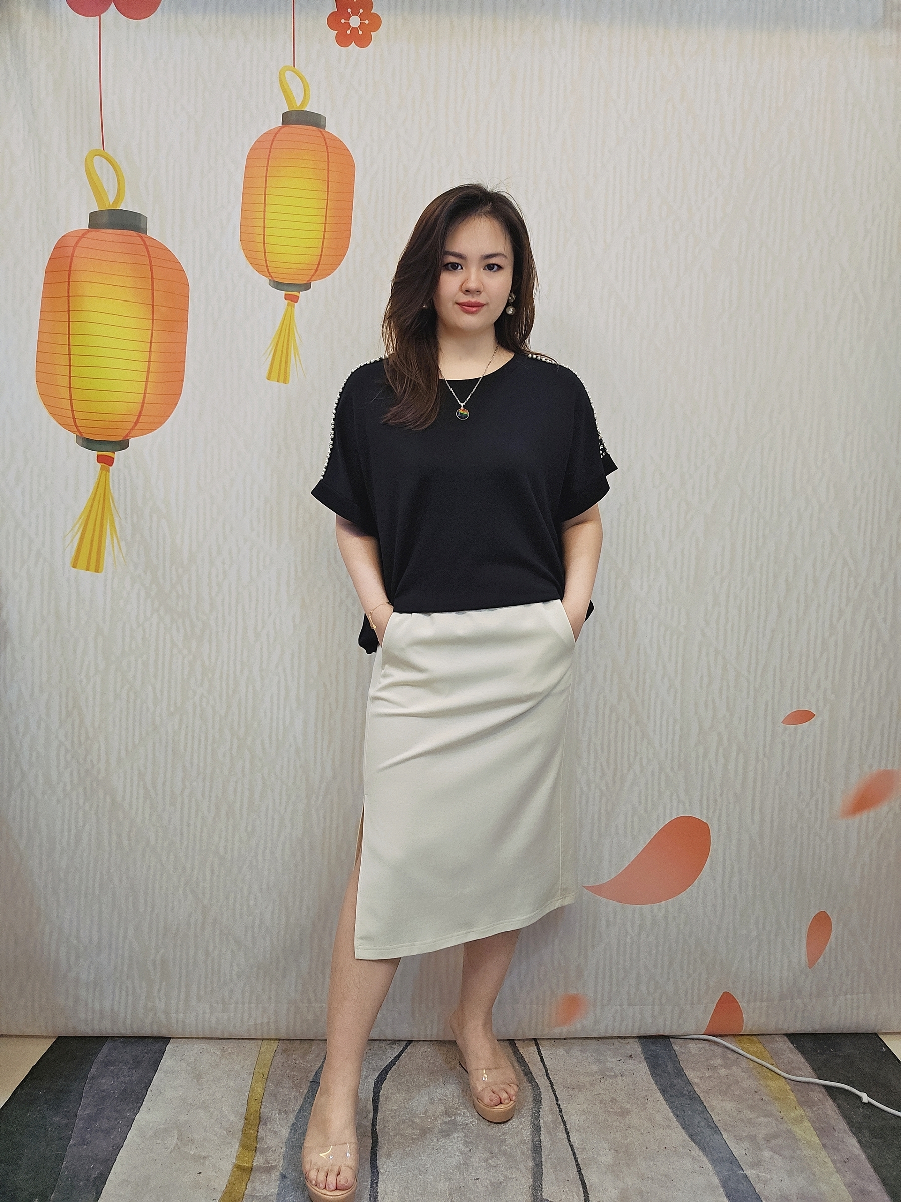 B612_20251127_175641_808_batch_17_1764255526437