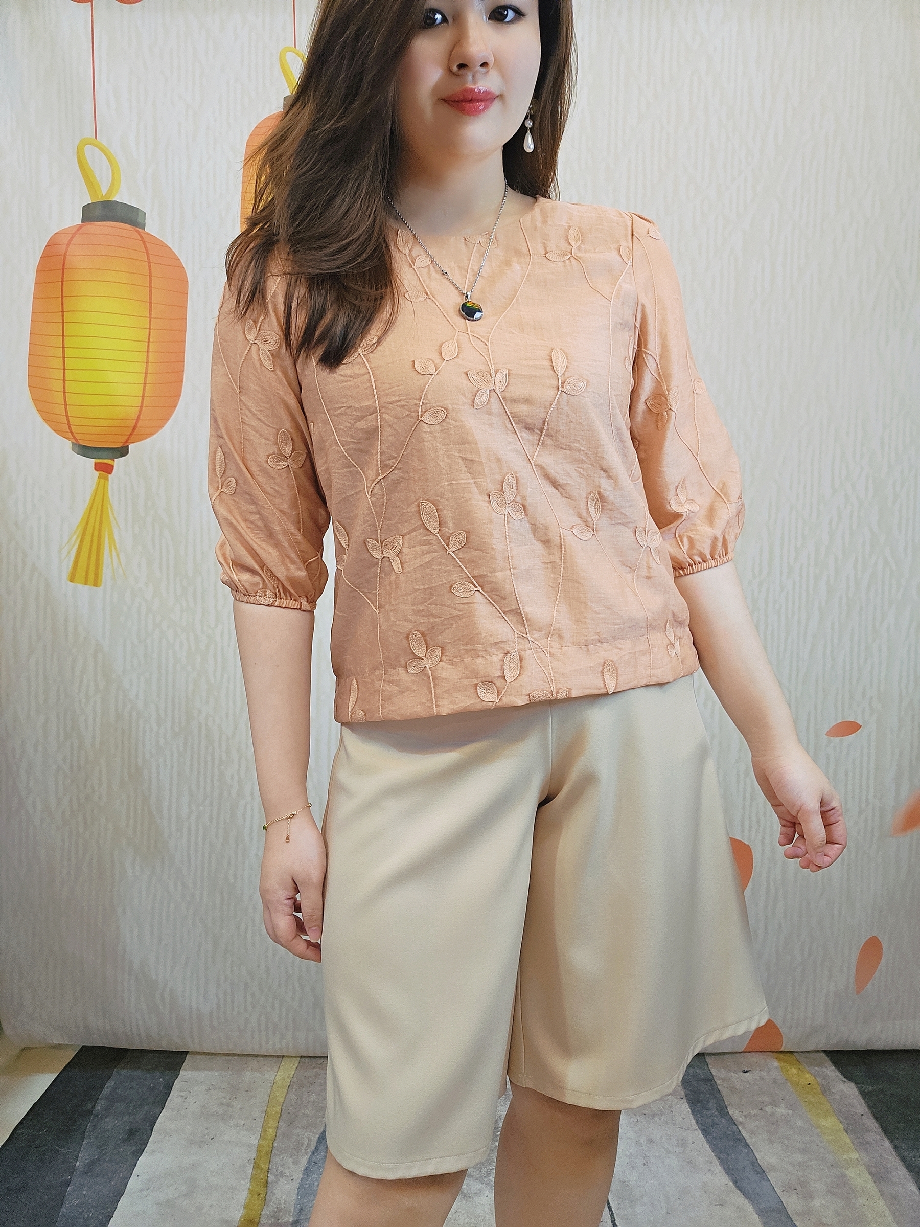 B612_20251206_193033_972_batch_2_1765038683137