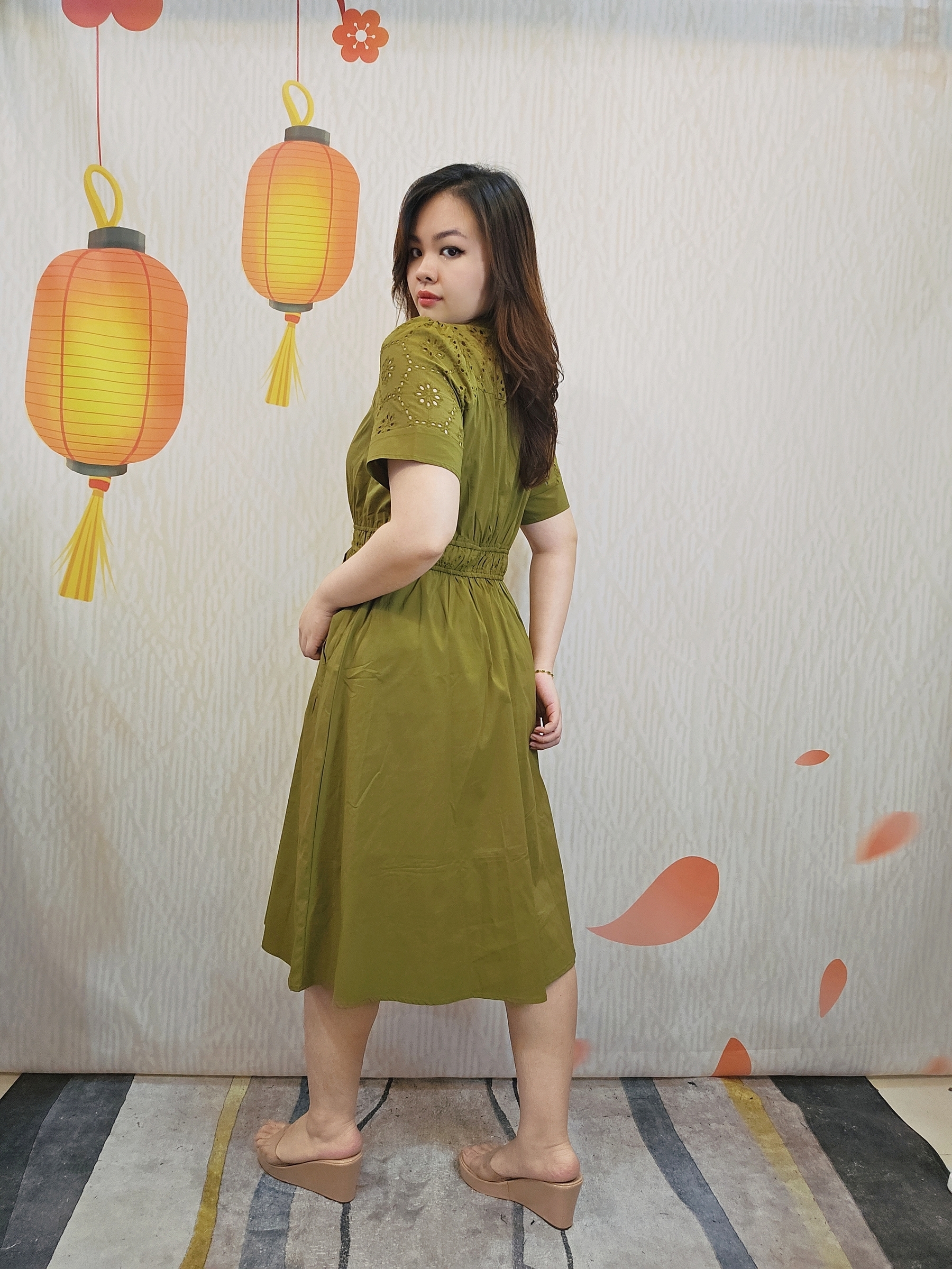 B612_20251212_195556_134_batch_3_1765550600568