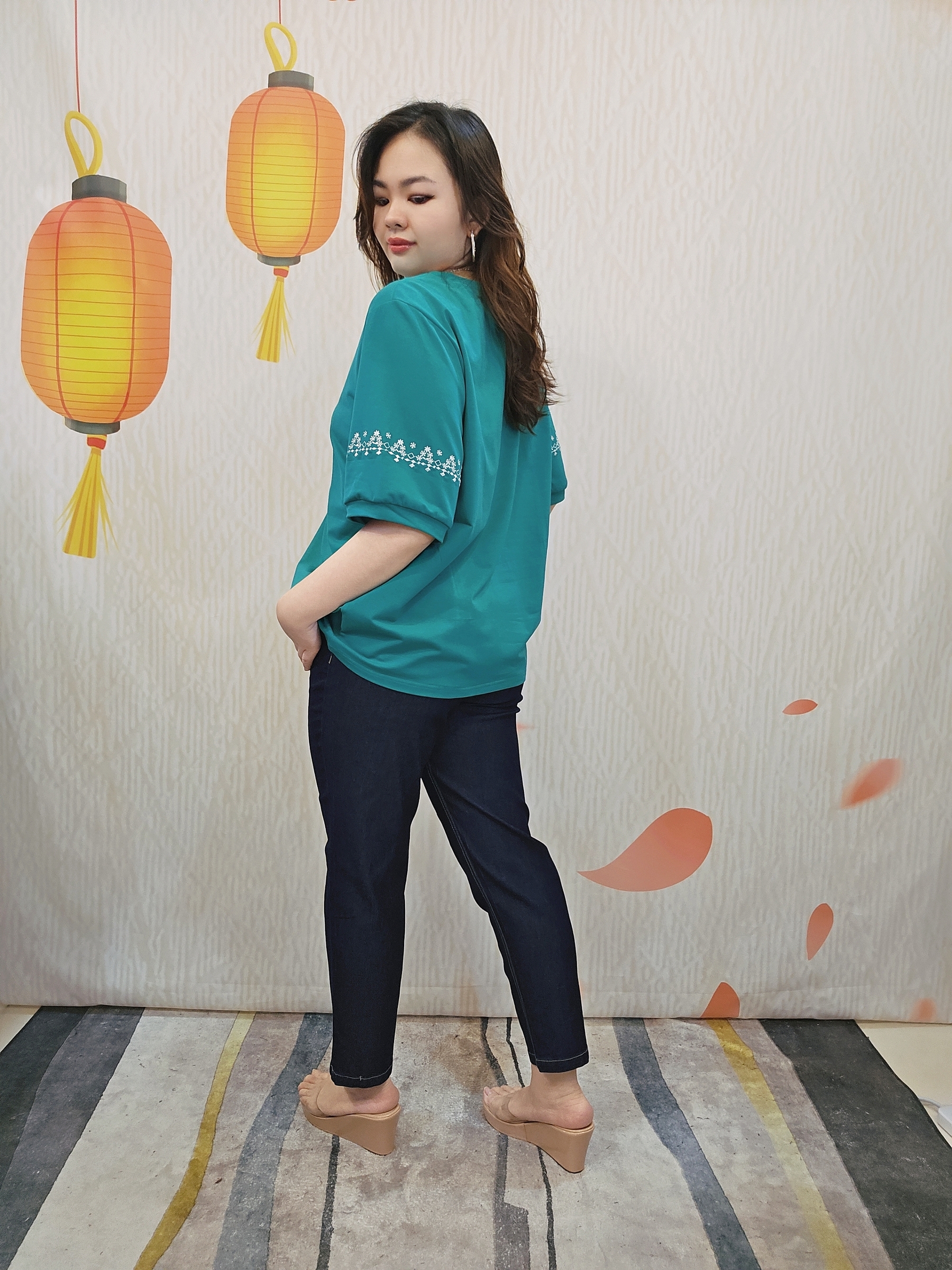 B612_20251217_165725_433_batch_8_1765982058557