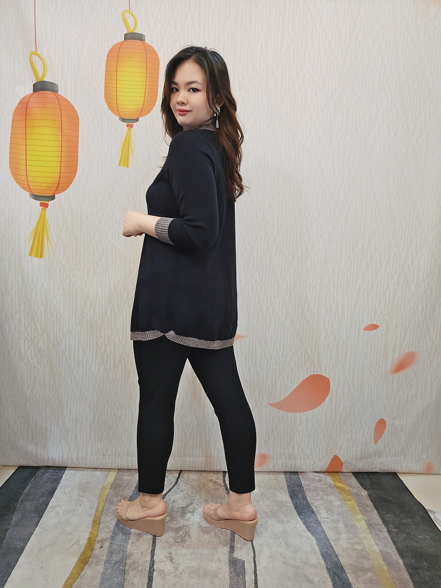 B612_20251217_172600_767_batch_3_1765983445727