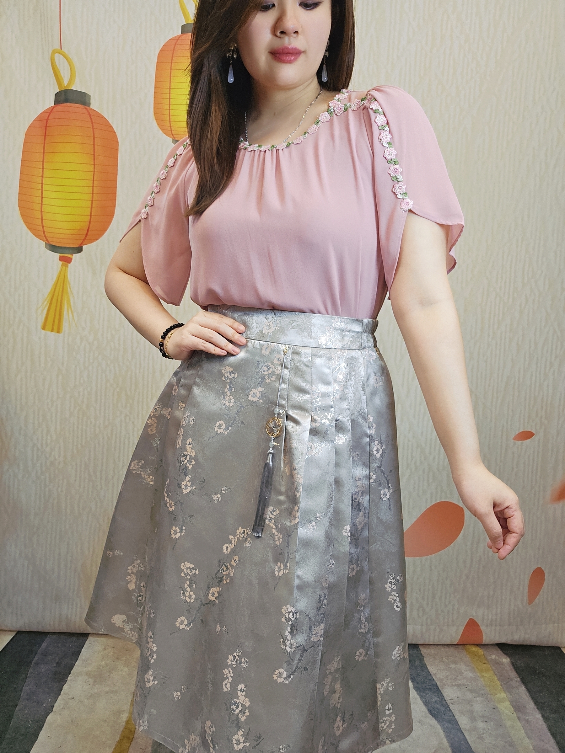 B612_20251219_205142_521_batch_2_1766155817329