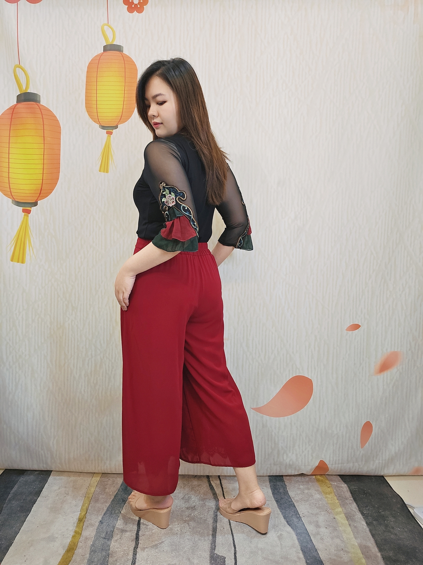 B612_20251222_173114_009_batch_6_1766418555034