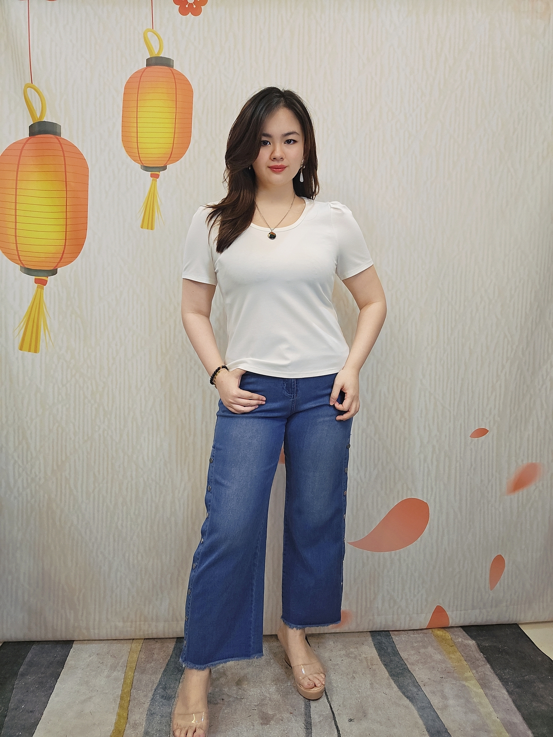 B612_20251225_214931_616_batch_2_1766676663412