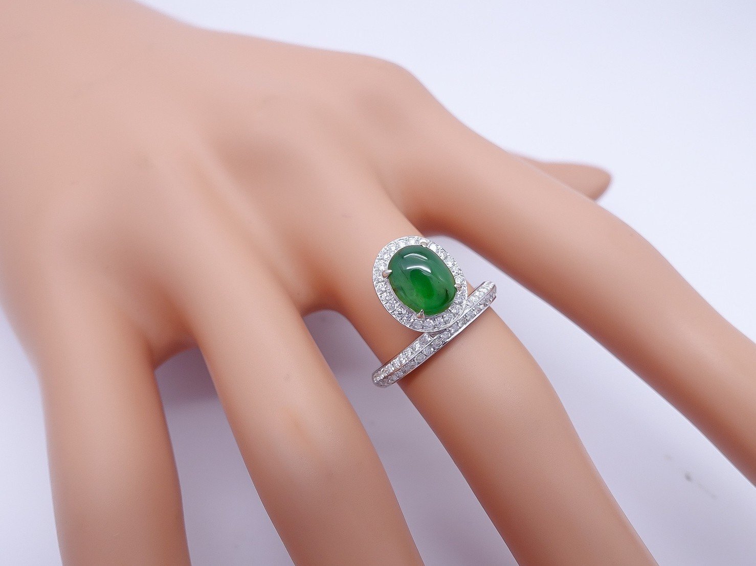 b7d70df5-a296-4fbf-87d1-97d62d73dc14