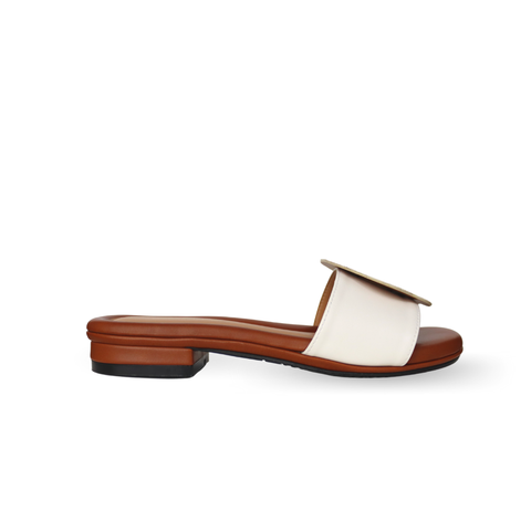 Machino Hana White in Spring Flats 1.png