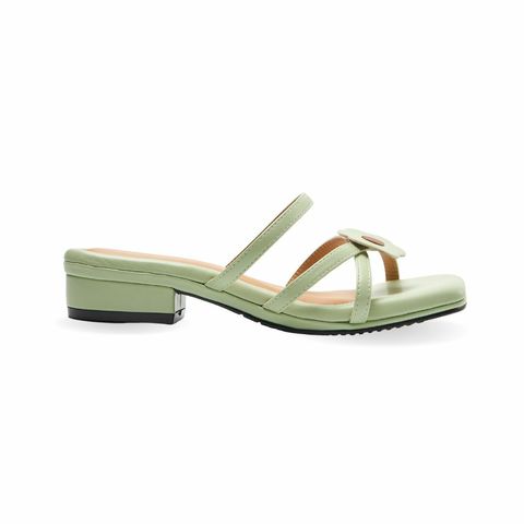 Hana Green Flats Glowing Season 1