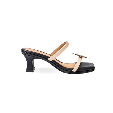 machino_Romantic Ros Heels in Hana Cookie_Raya 2023_Si Gadis 1