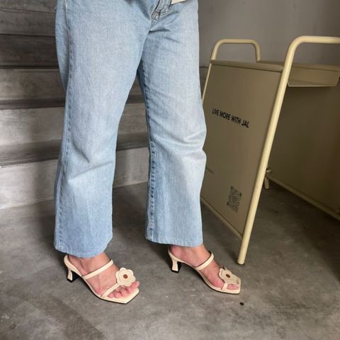 machino_Romantic Ros Heels in Hana Oat_Raya 2023_Si Gadis 2
