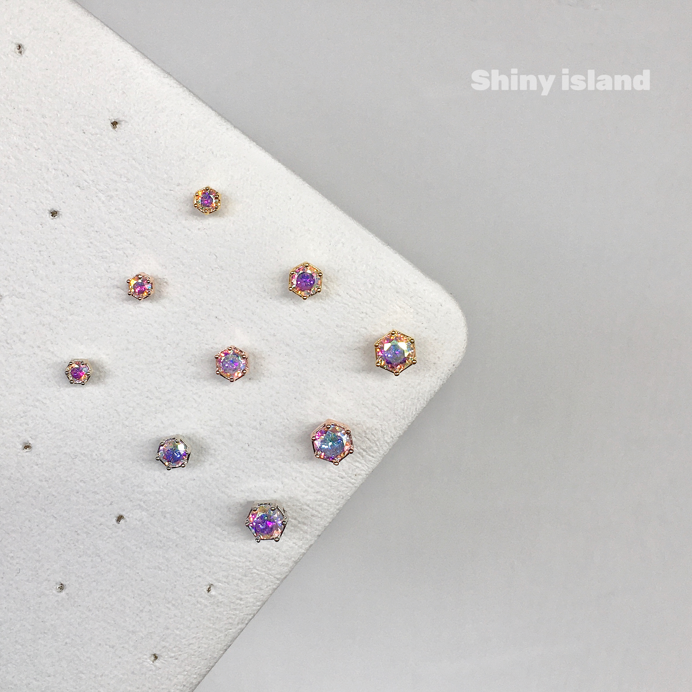 shiny island | －基本日常不可缺－ - ｜鎖頭轉珠｜單鑽AB質感六爪耳環 • 1.2mm耳針• 全純鋼不褪色材質