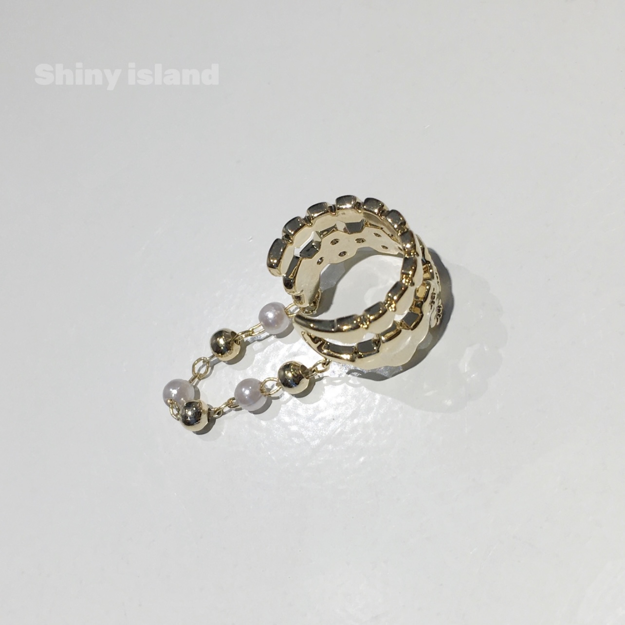 C121526F-8549-4DEF-8E19-4EF7104CFD4A