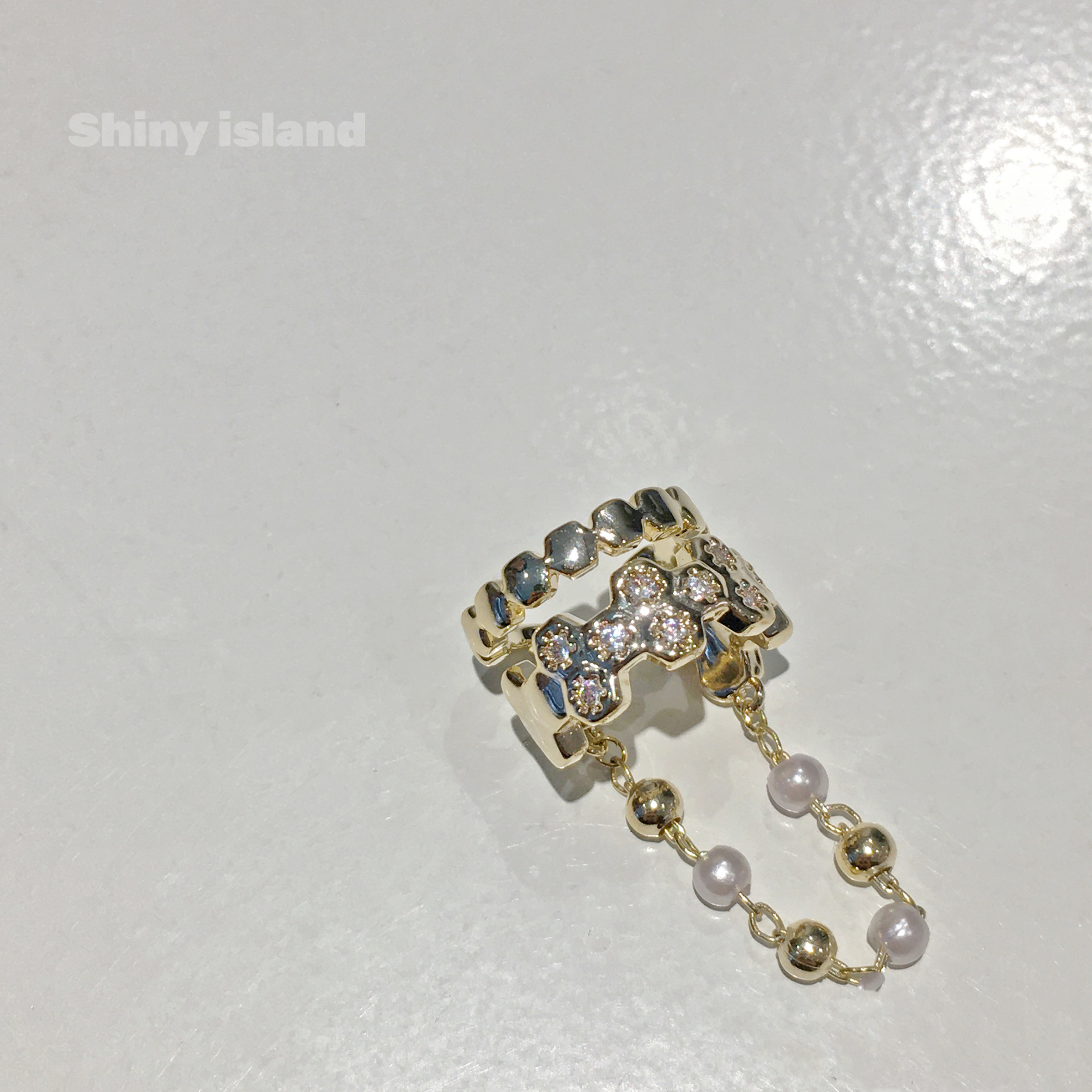 A9E47563-26E0-4D7B-952E-9A688C3E5BA2