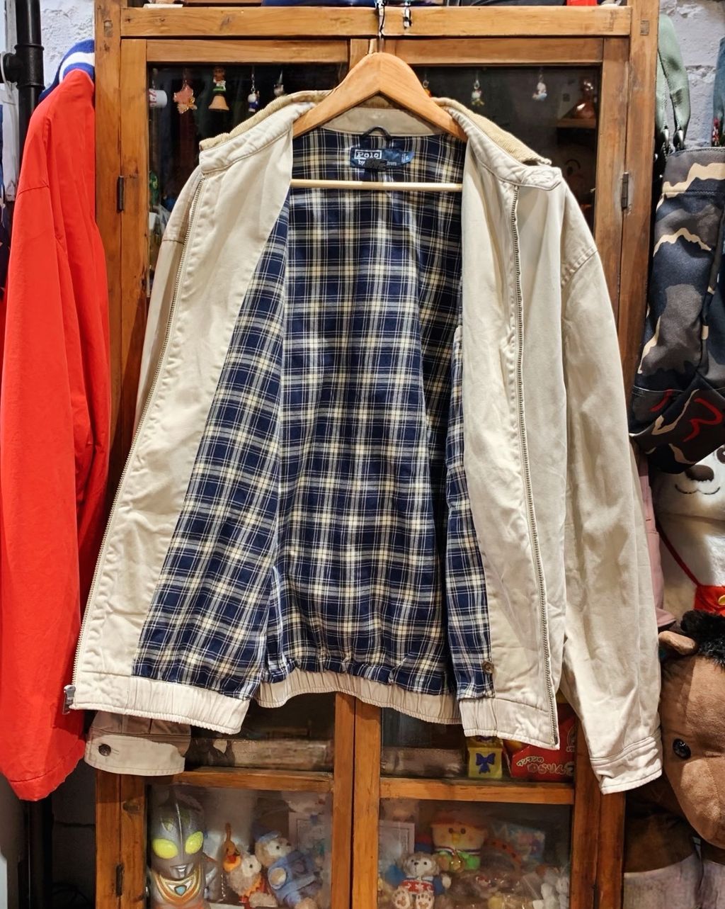 F52B6EA7-6D25-4593-A7A2-40550CE96731