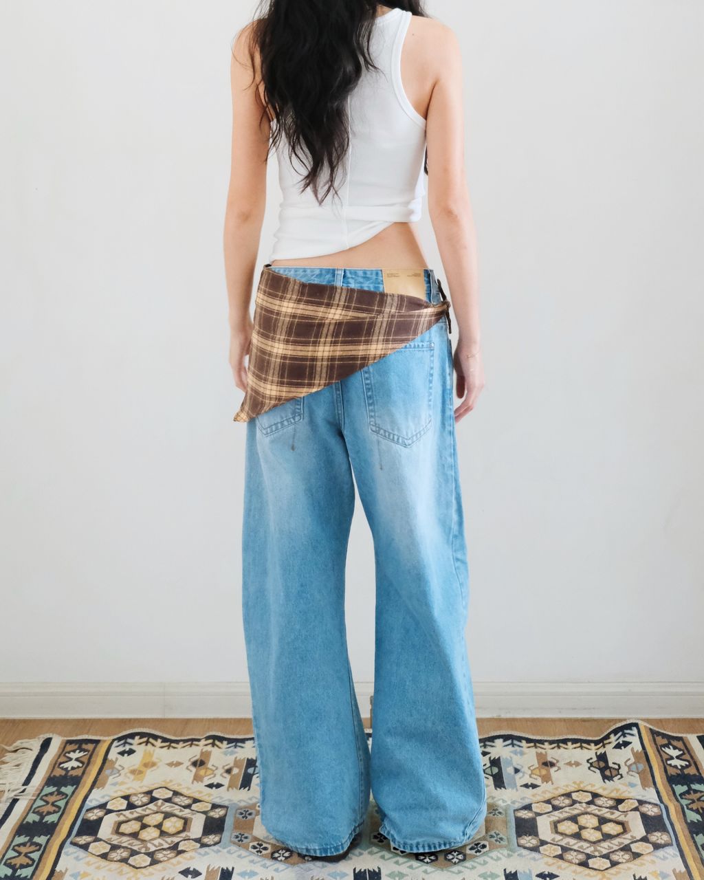 6B16FFB1-AC3E-4268-BAE4-EF1B44308658