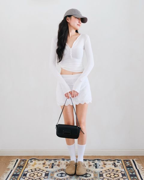 151D14D7-E413-4FB6-9A75-DF0FFD57C03B