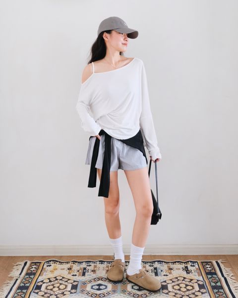 40F4910A-0FAA-440D-A8DA-68AB93E0F5FC