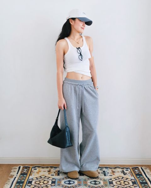 AD2AA492-4990-430E-8967-87B5C4B7D47E