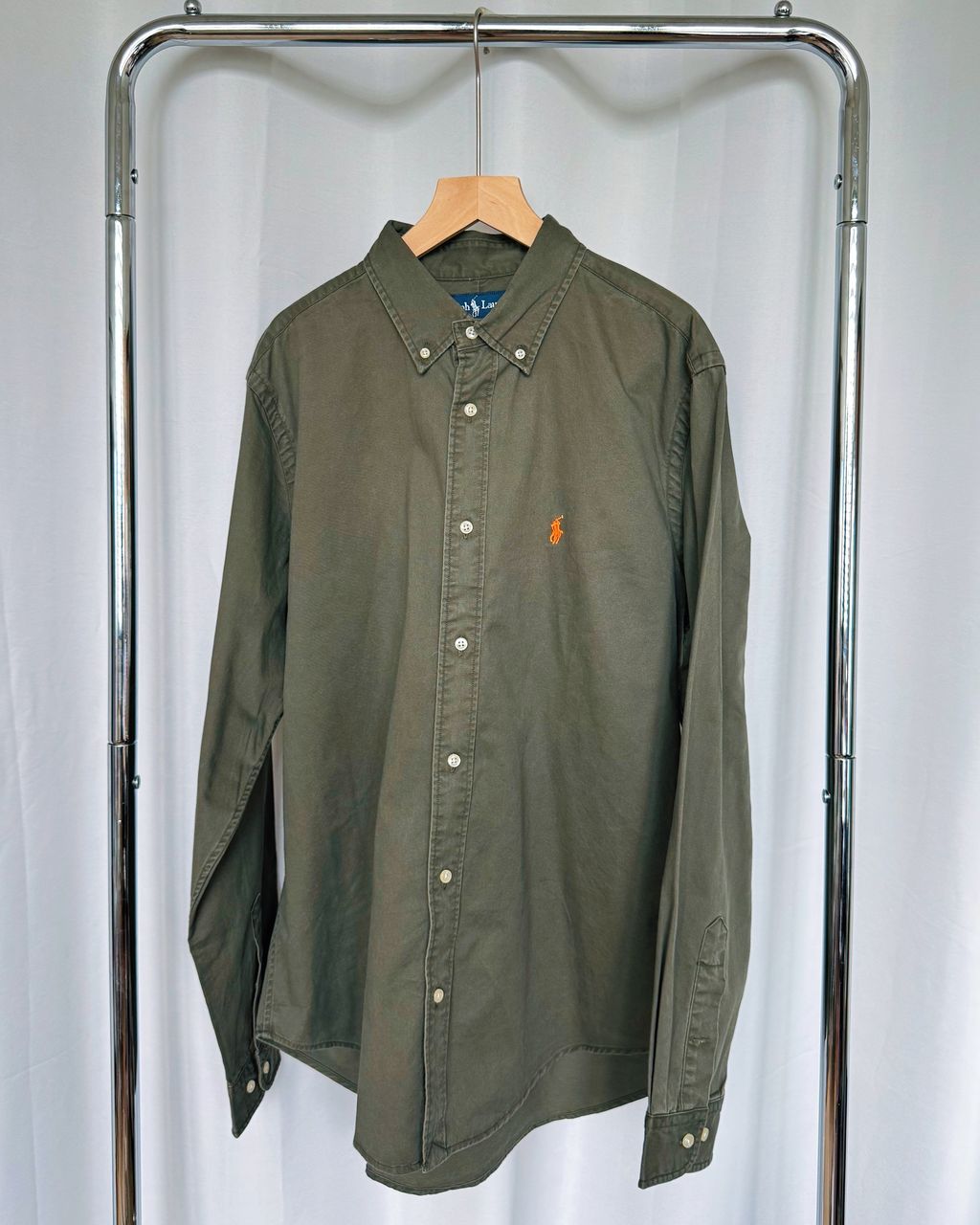 E5DB0774-B593-4C0C-8FB2-A38349B200D8