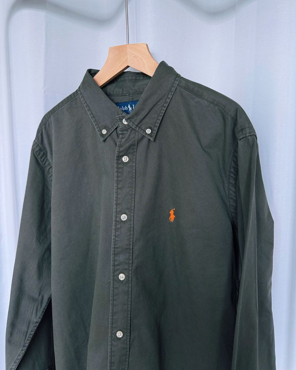 EE65A4C7-9B65-4920-B74B-A5BD1D0C1FF9