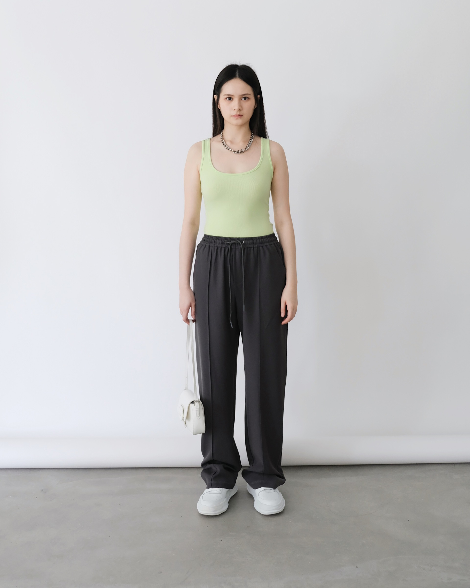 BA9DAE1B-F370-43A0-BB2B-635E175C7B90