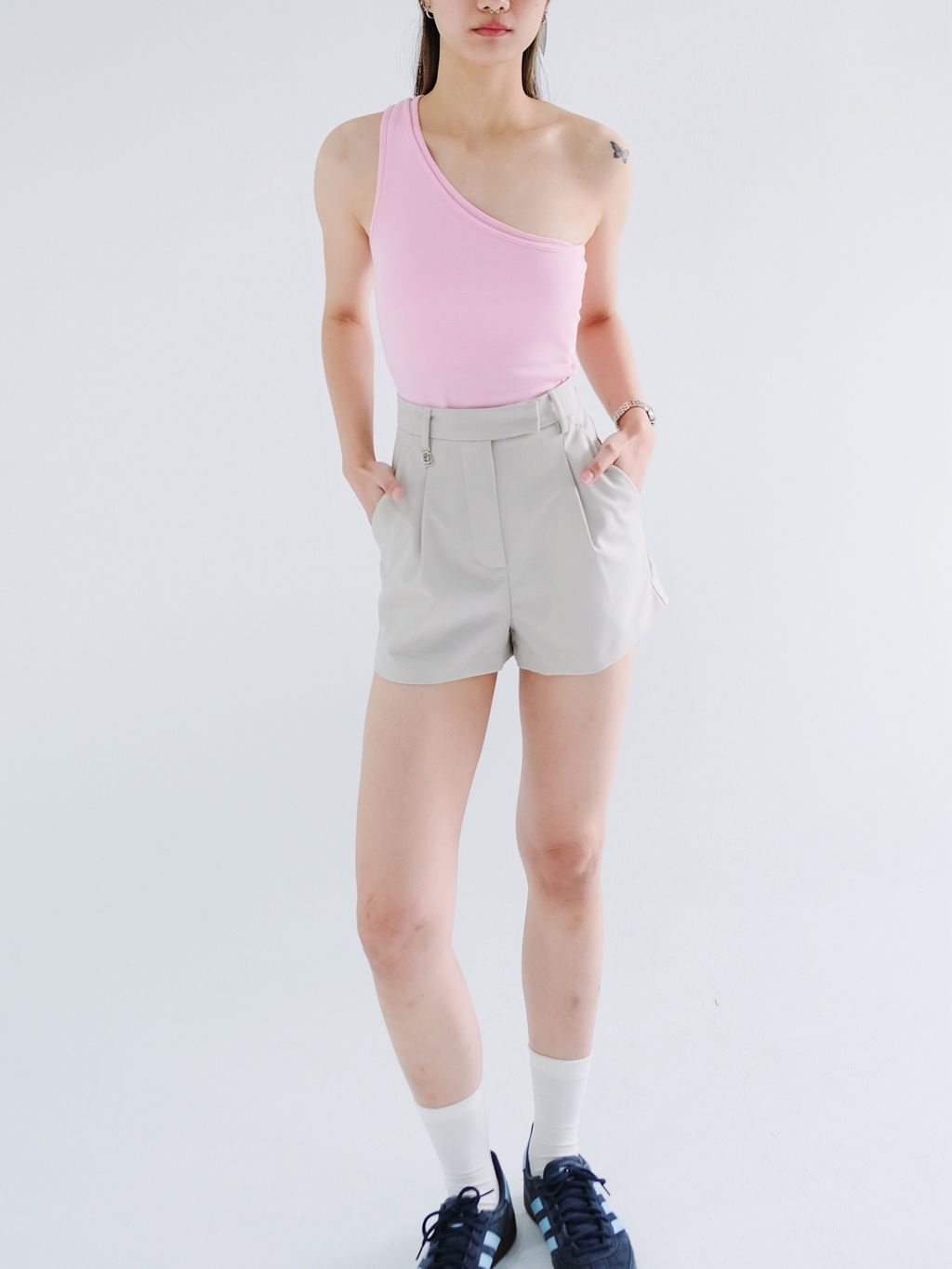 B6E43B6F-997A-48BB-B293-896A0B313549