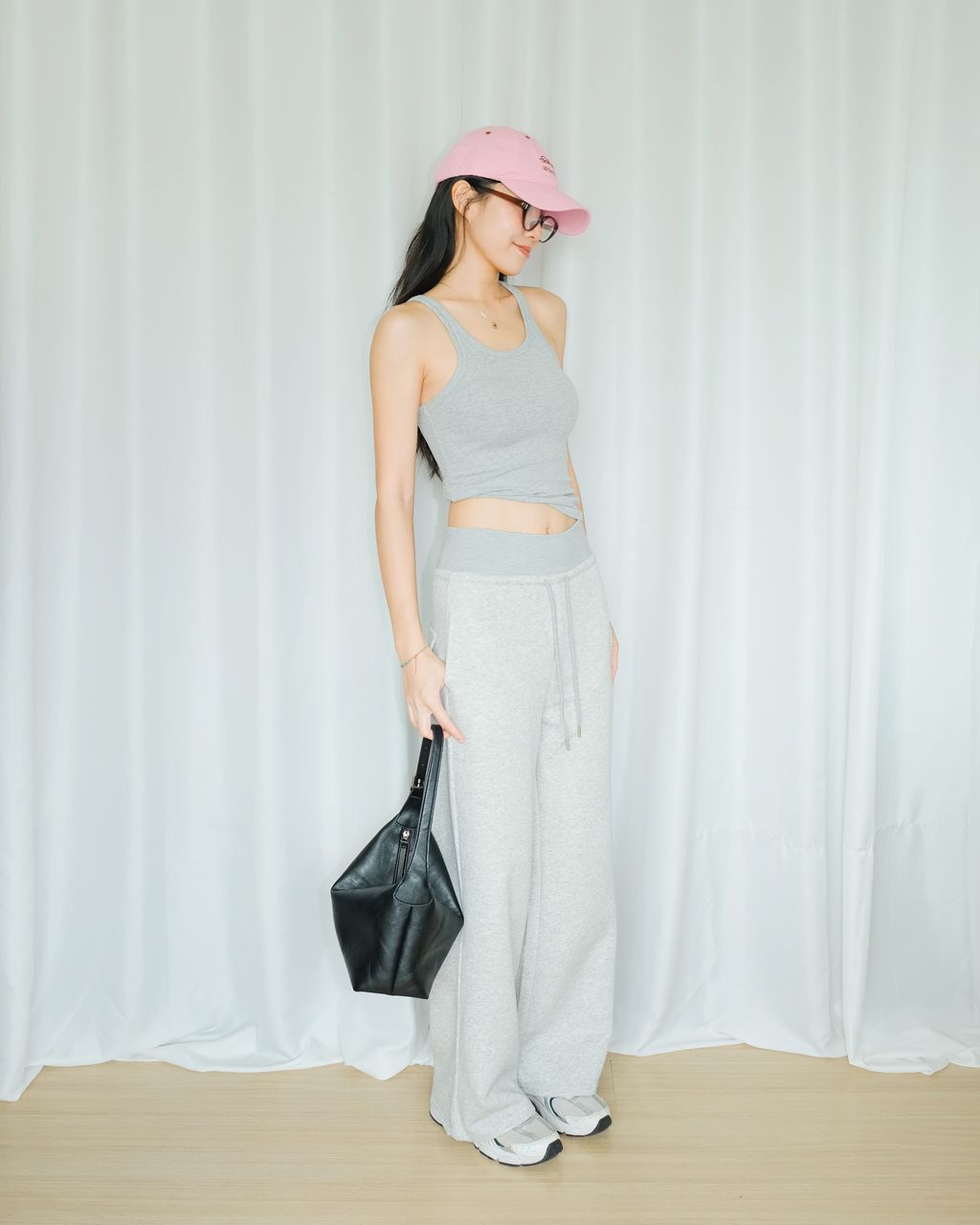 EA97DEB3-1A7D-4AA6-A520-5F3BDEAF1154