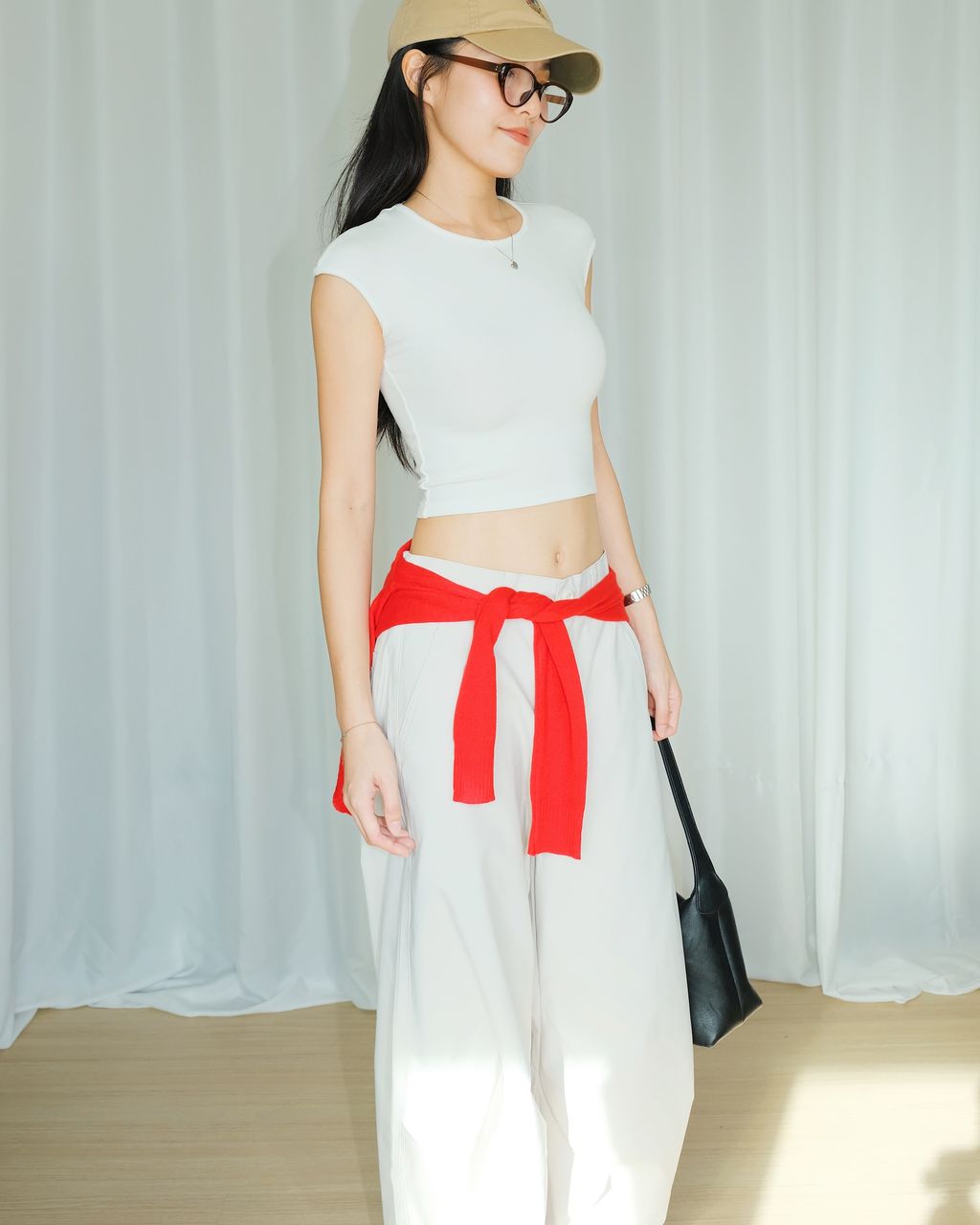 BF923C13-86BE-4918-899B-6B0EA59B3FEE