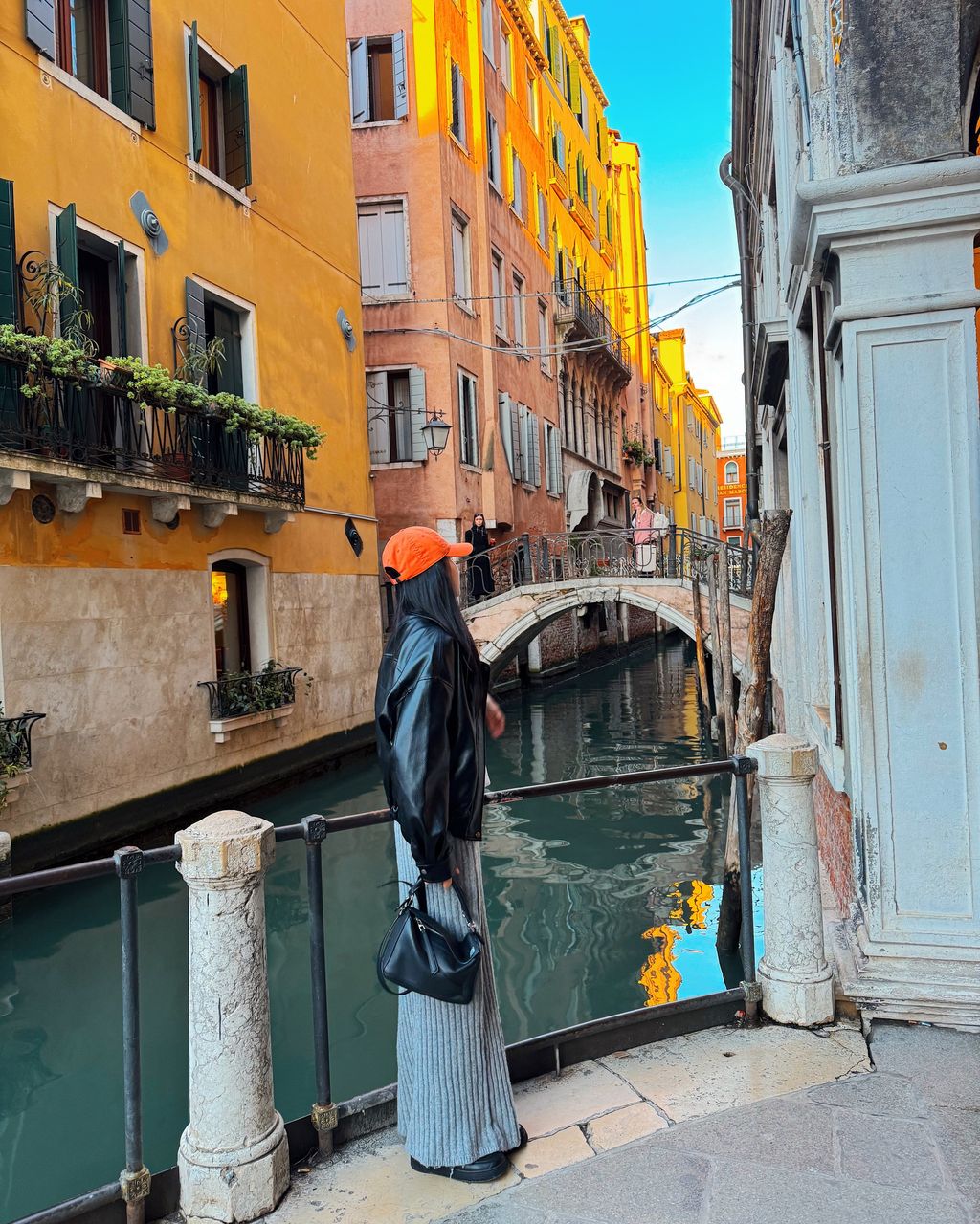 60BA7DCD-41F8-4990-8F93-358A2A649048