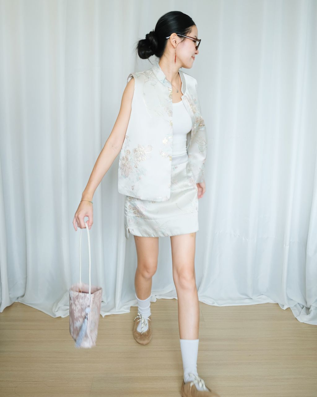 4676FEF9-9210-40B0-814C-2B45B5E6FDE9