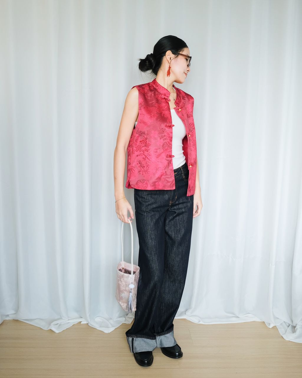 4D252527-CB75-4B6F-A517-0576484BFC1F