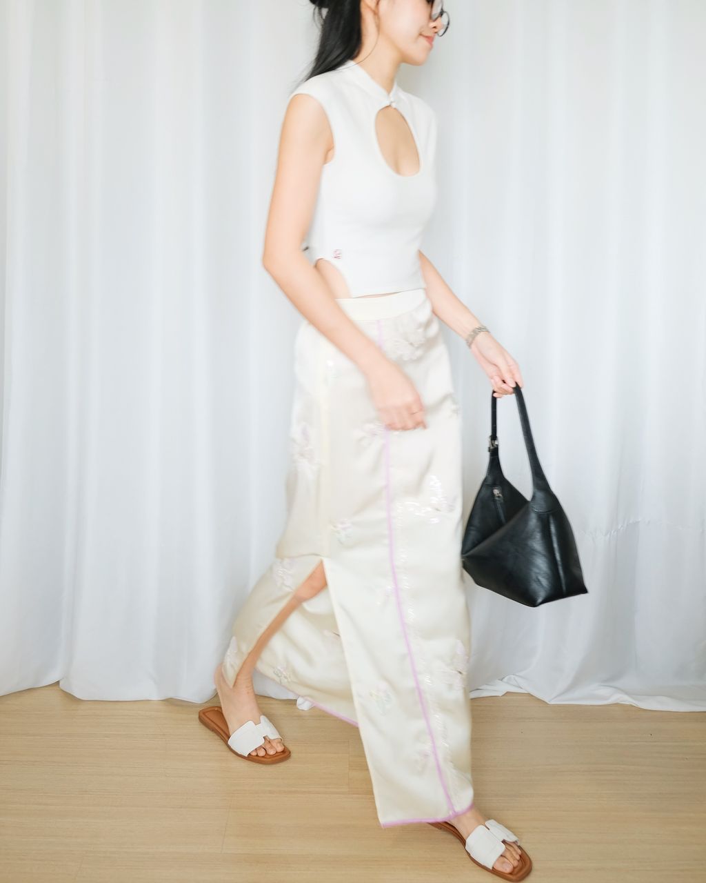 4F2365F5-9DC0-42FA-AA38-D11E4D223531