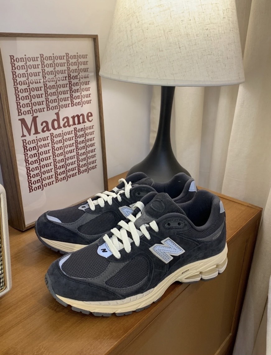 NewBalance 2002R 奶油碳黑深藍灰【M2002RHO】