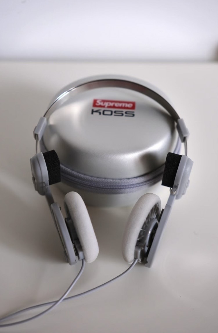 Supreme x Koss Portapro Headphones 耳機 (電子商品請使用宅配取件)