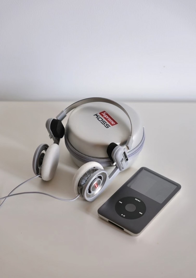 未使用】Supreme Koss PortaPro Headphones-