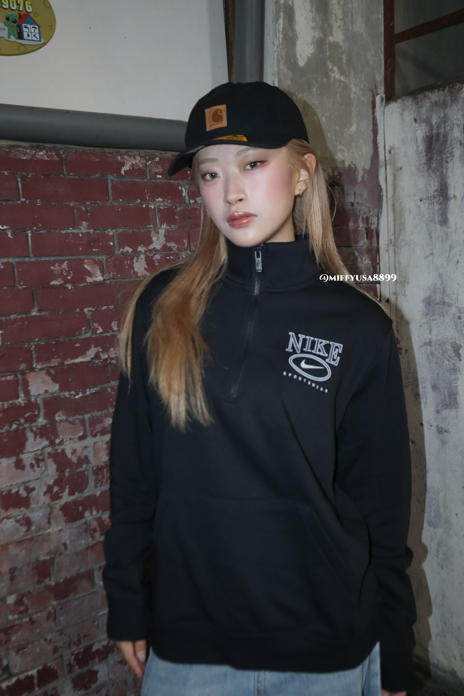 12D52D33-88B5-4029-9B2F-891D86380F0D