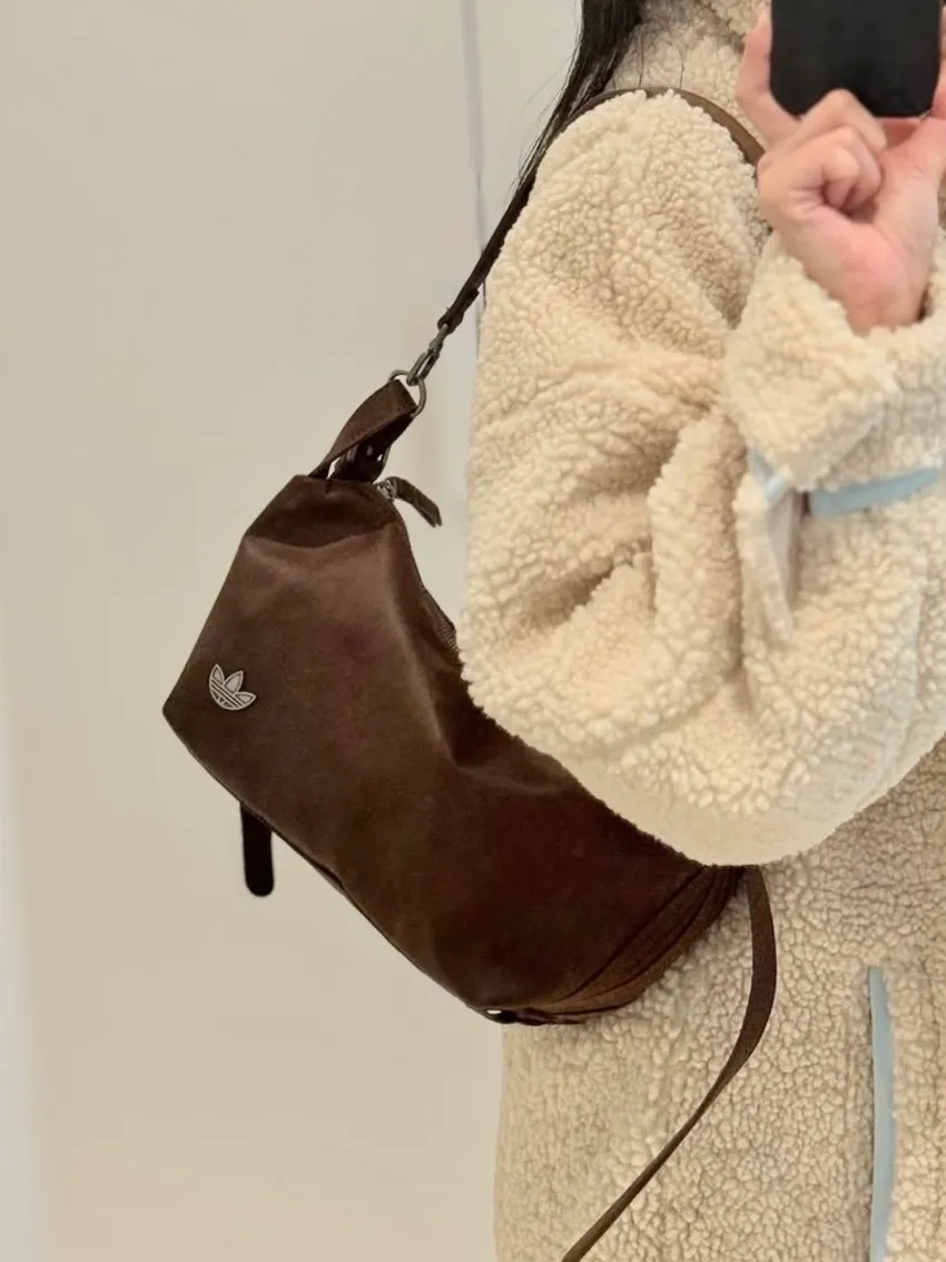 945BF6BD-2E0A-46C7-88FF-601429C60920